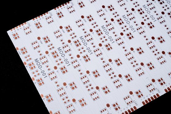 ডাবল স্তর নমনীয় পিসিবি অগ্নি সুরক্ষা স্তর V0 এবং 0.25mm±0.05 LED আলো জন্য বেধ সঙ্গে