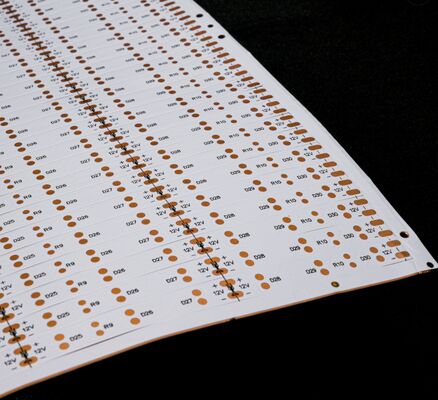 12 ভোল্ট এফপিসিবি নগ্ন বোর্ড 2835-0805 এসএমডি 9.6 এমএম 80 আর 240 ডি 18/50 নমনীয় মুদ্রিত সার্কিট বোর্ড